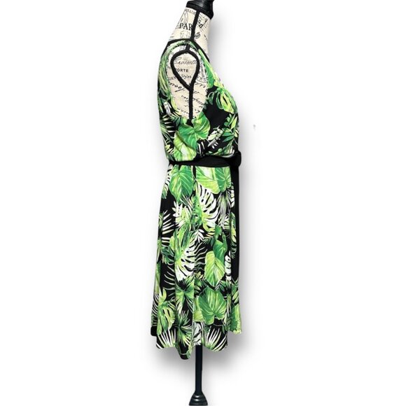 New White House Black Market Reversible Wrap Midi Dress Green Emerald Palms 10 - Picture 3 of 10